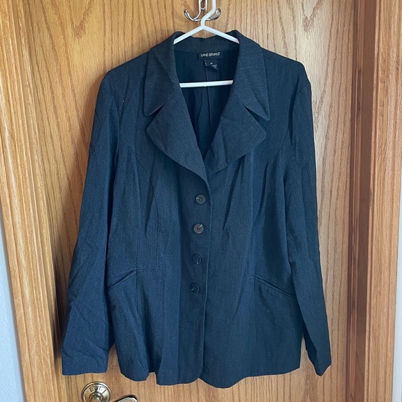 Lane Bryant gray blazer, size 20, accents of buttons and top stitching - Picture 2 of 9